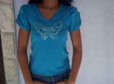 blusa com aplique borboleta